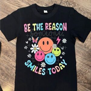 Women’s Tee Shirt size small NWOT